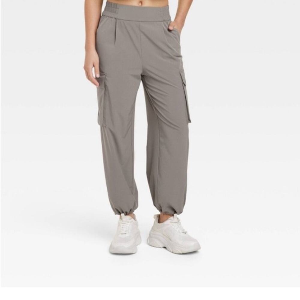 JoyLab Olive Cargo Pocket Joggers